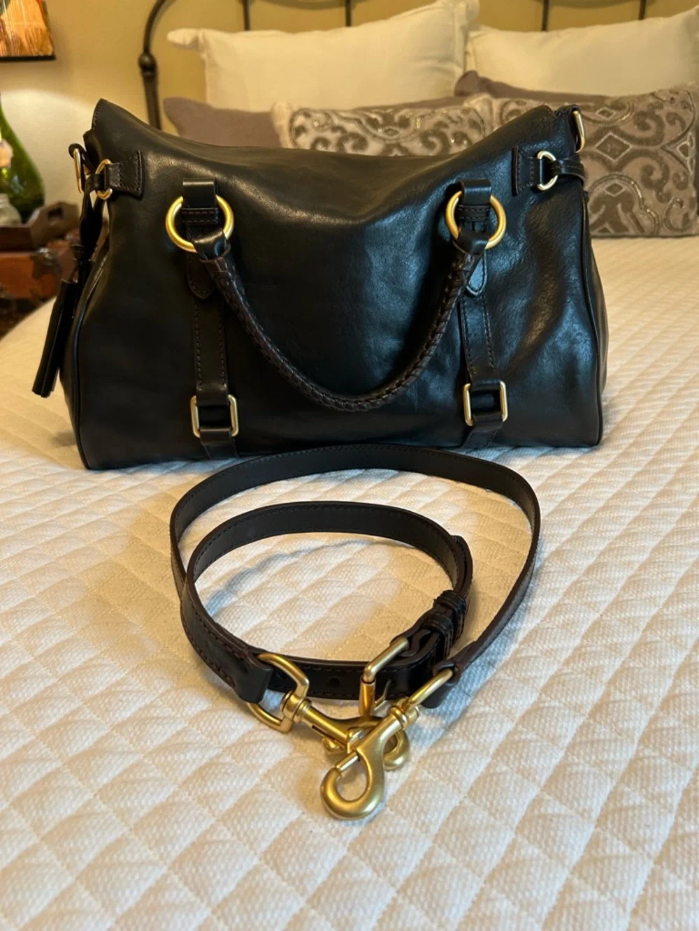 Dooney & Bourke Large Florentine Satchel in Black Black - Picture 2 of 12